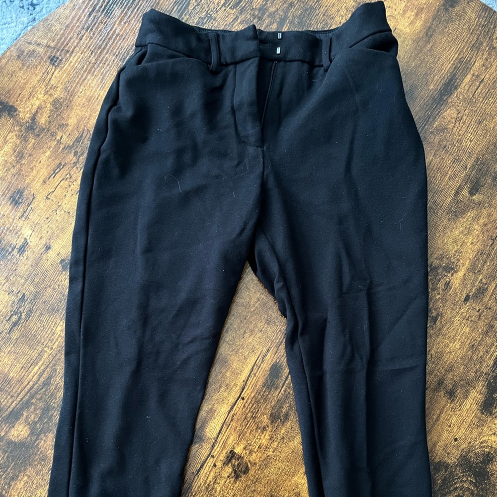 Good condition, never worn. Unsure of the brand. Size small